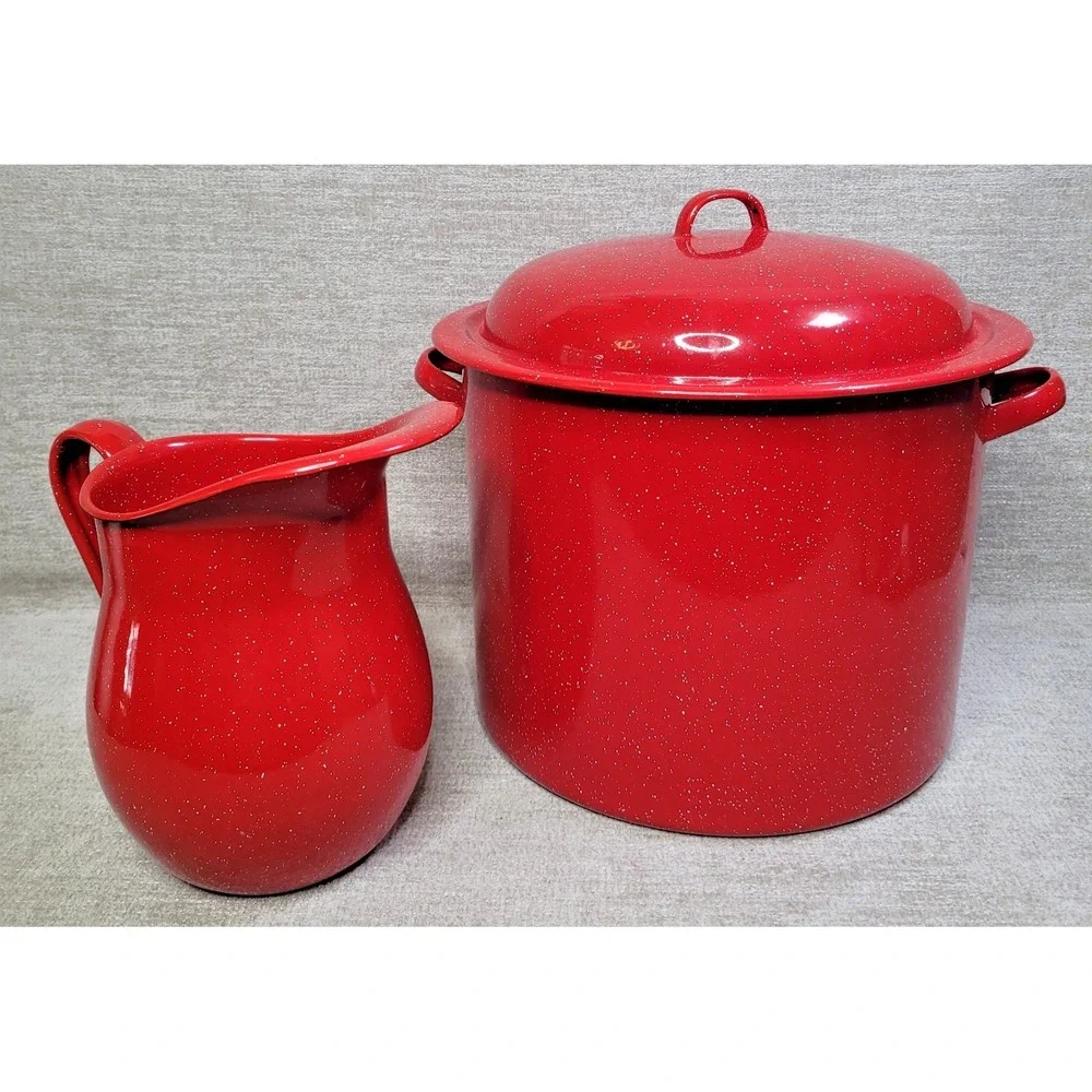 Crate & Barrel OLD STOCK Tinware Red & White Metal Pitcher & Stock Pot Set NEW